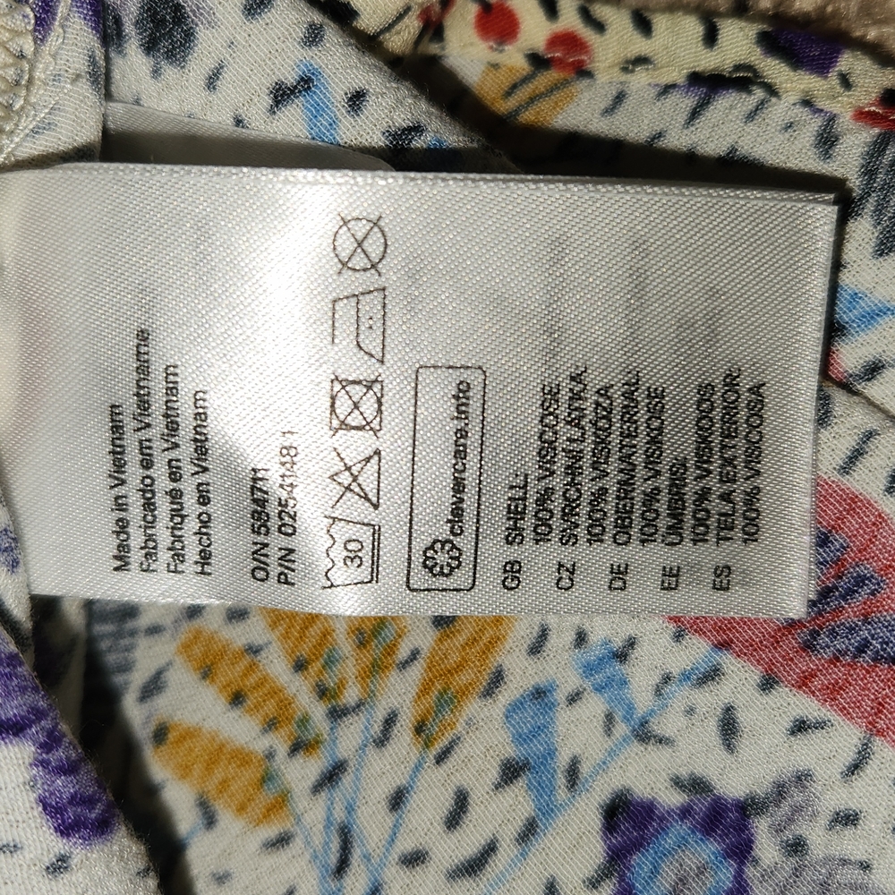 NWT H&M Patterned Top - Picture 7 of 7